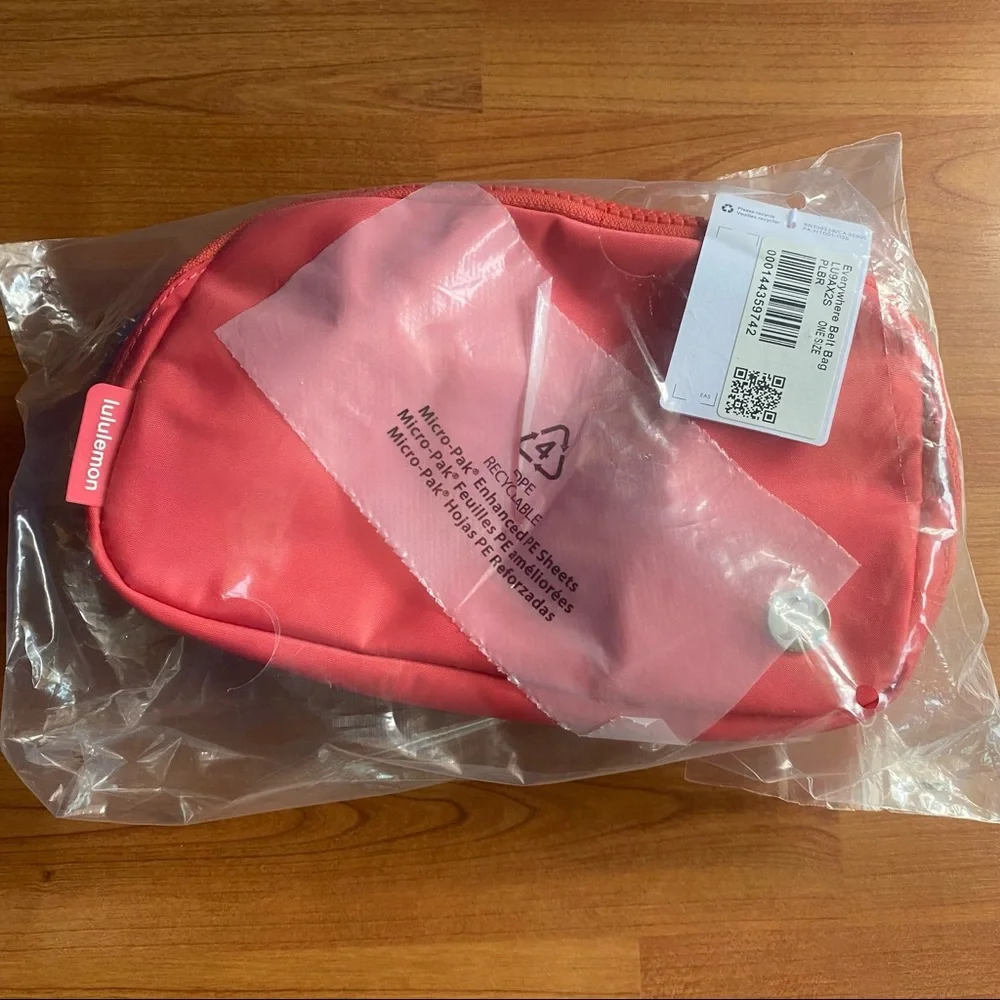 🎉SOLD!🎉 NWT Lululemon everywhere belt bag pale raspberry - Picture 2 of 3